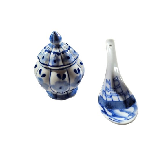 Blue & White Ceramic Mini Jar With Lid & Spoon Set country decor - Picture 1 of 7